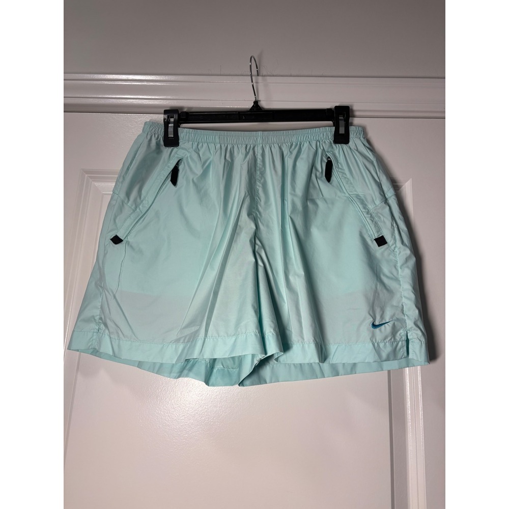 Nike Womens Mint Green Running Shorts w/ Liner and Zipper Pockets‎